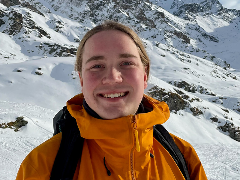 52d11f2a7a8de14b35b75ca04fc1a8e4